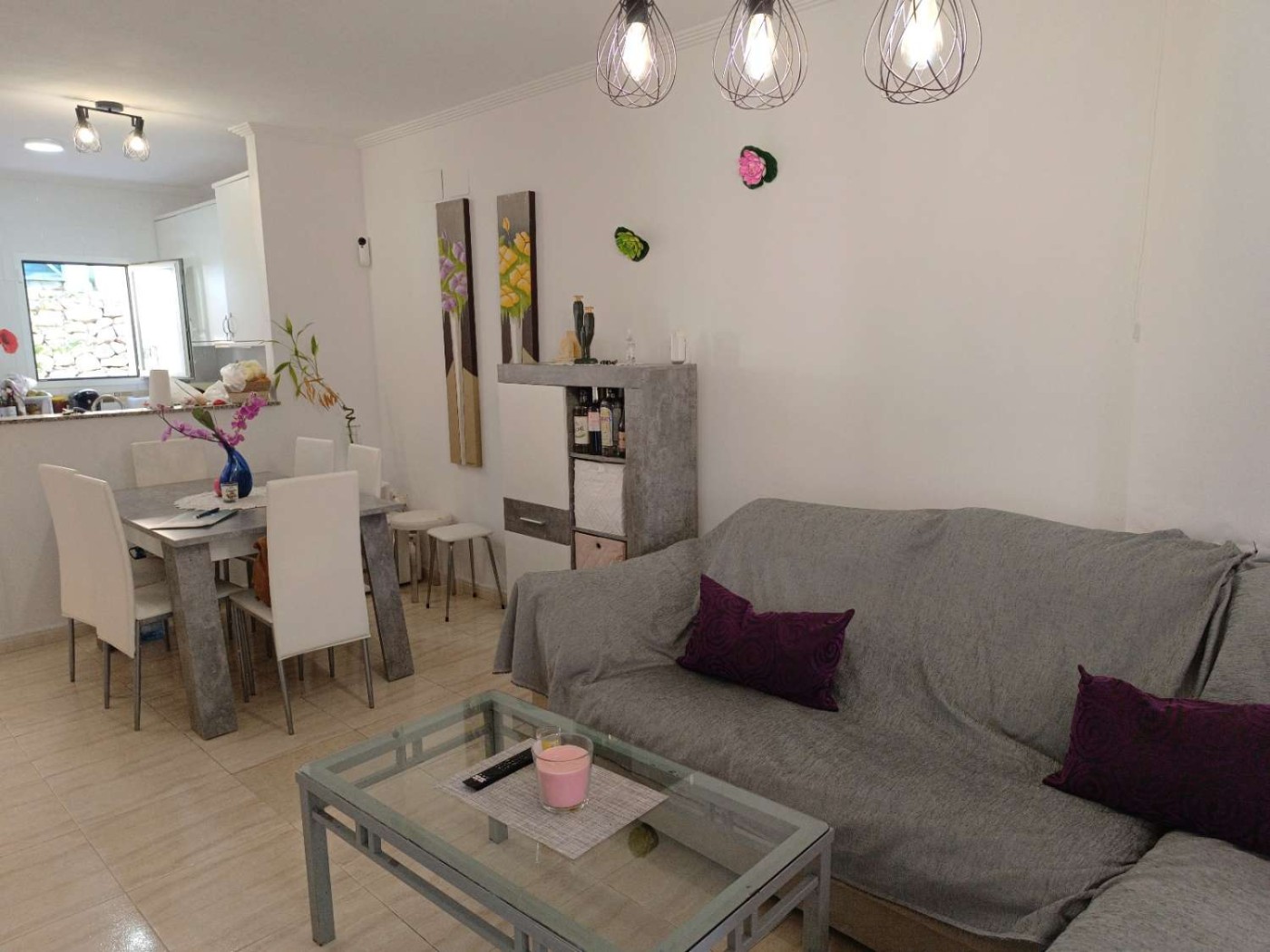 Salon.