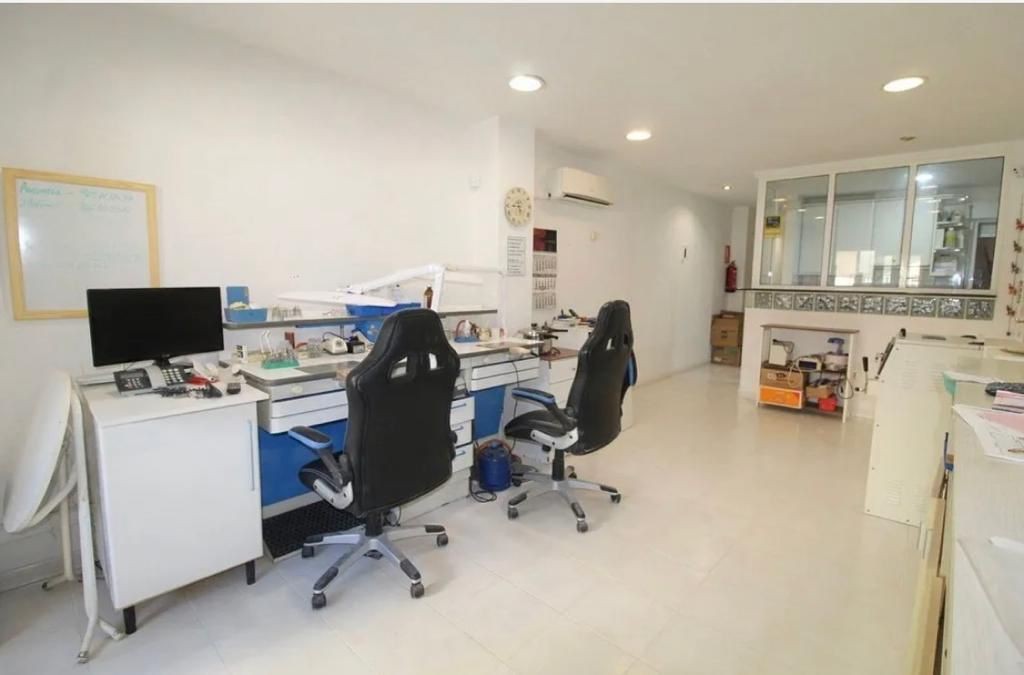 Salon.