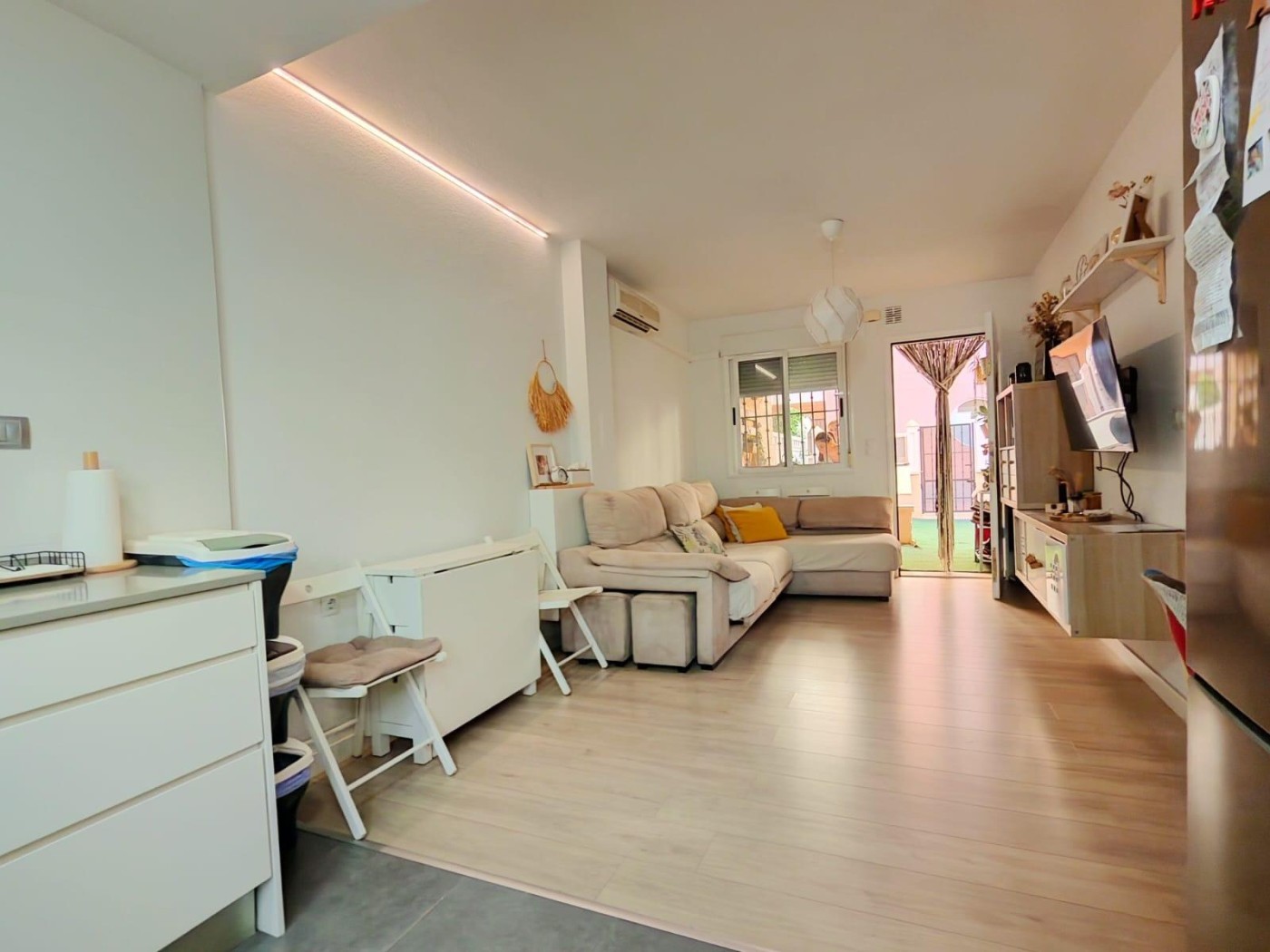 Salon.